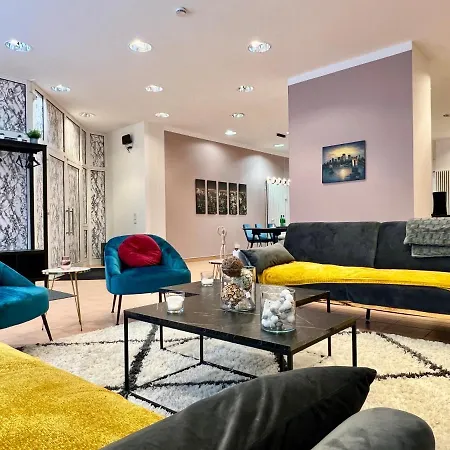 Vonmos Loft *3sz*140qm* 特拉本特拉巴赫